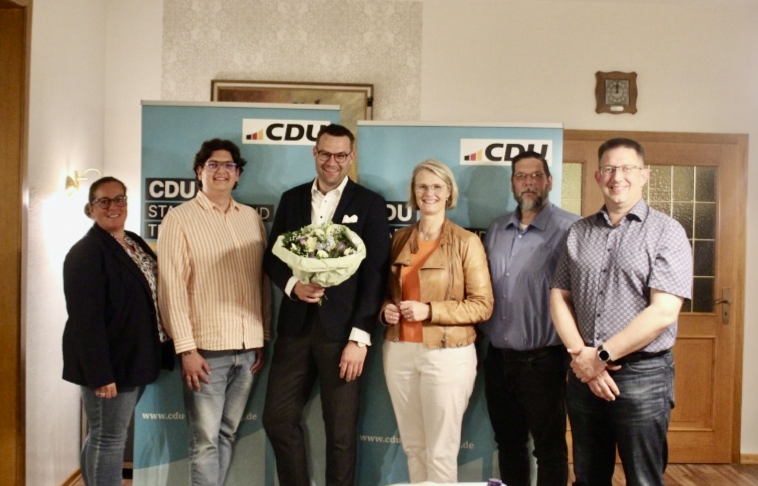 CDU Tecklenburg wählt Kandidaten Matthias Völker: Dagmar Kerssen, CDU Tecklenburg, Anja Karliczek, CDU, Matthias Völker aus Tecklenburg