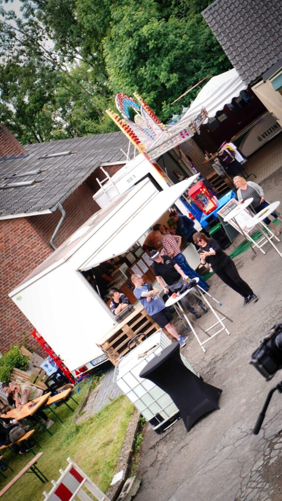 Bunter Markt in Brochterbeck: Bildergalerie - RBO Aktuell