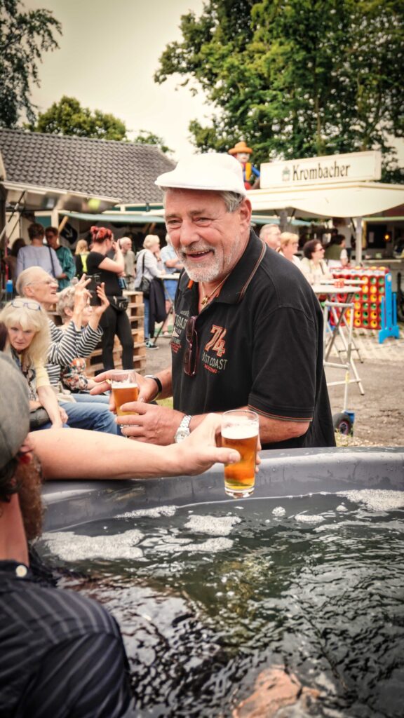 Bunter Markt in Brochterbeck: Bildergalerie - RBO Aktuell