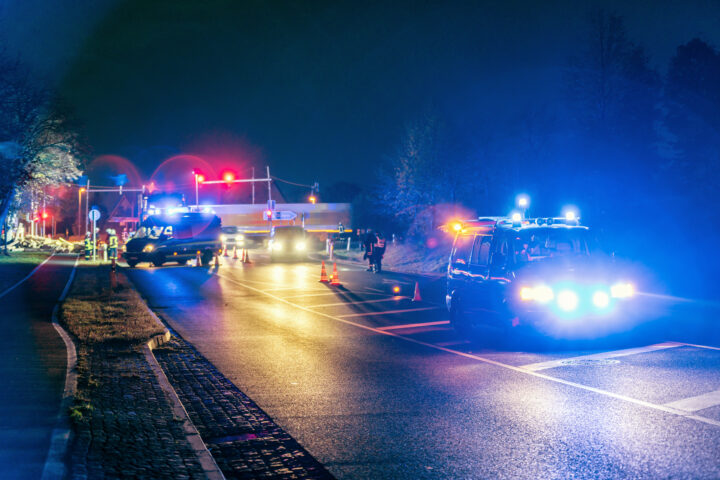 Unfall, Rettung, Feuerwehr, Transport, Verkehr