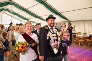 Schützenfest in Brochterbeck - Bürgerschützenverein feiert neuen Schützenkönig - RBO Aktuell