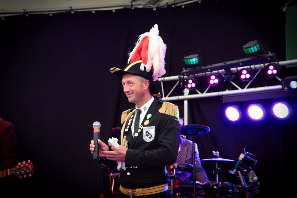 Schützenfest in Brochterbeck - Bürgerschützenverein feiert neuen Schützenkönig - RBO Aktuell