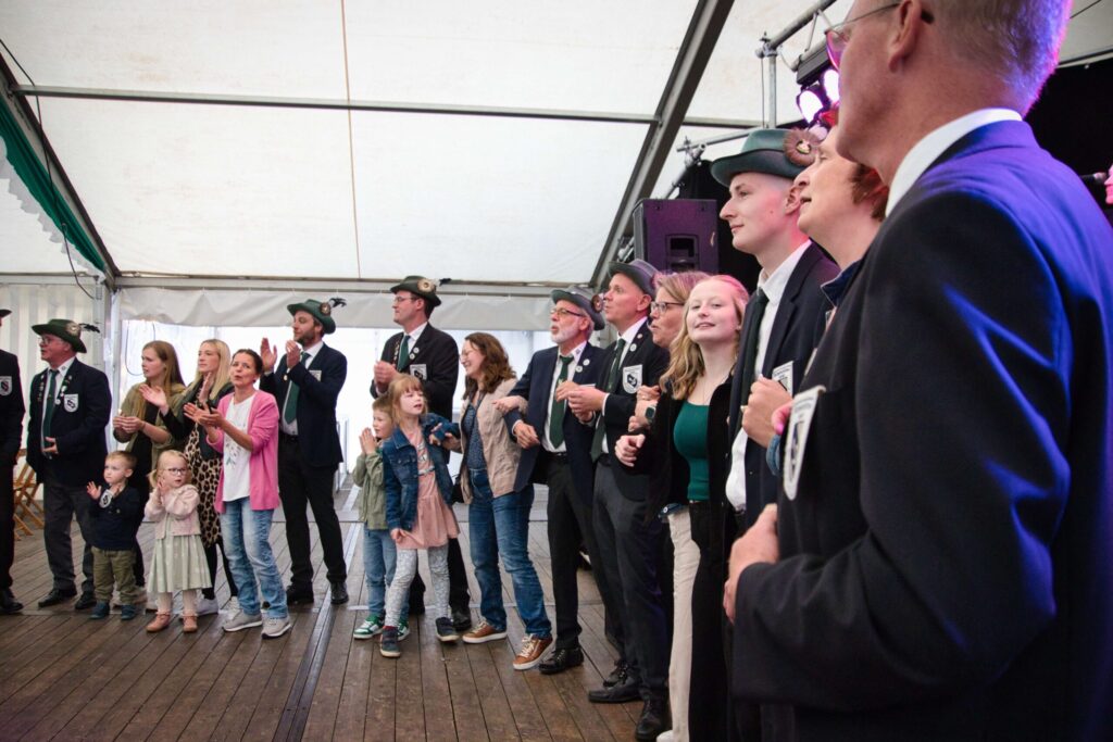 Schützenfest in Brochterbeck - Bürgerschützenverein feiert neuen Schützenkönig - RBO Aktuell