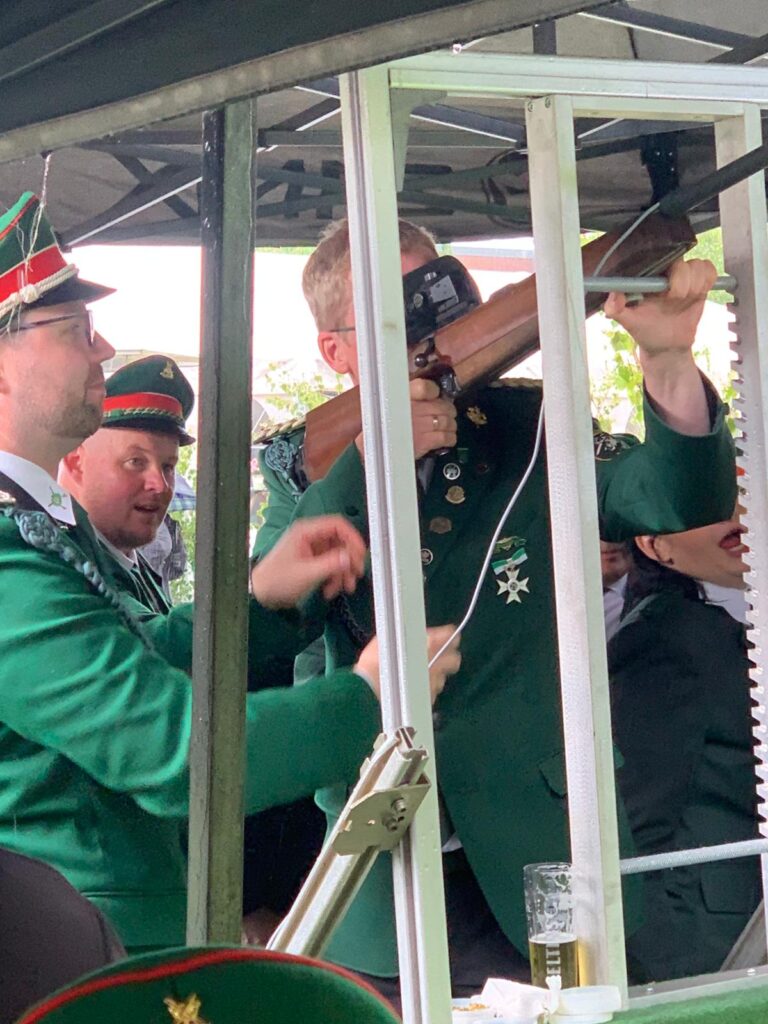 Leeden feiert Schützenfest - Bildergalerie RBO Aktuell