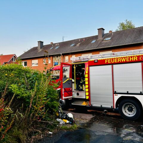 Brochterbeck: Kellerbrand im Josefshaus - Feuerwehr Brochterbeck Übung in Brochterbeck mit Feuerwehr Tecklenburg