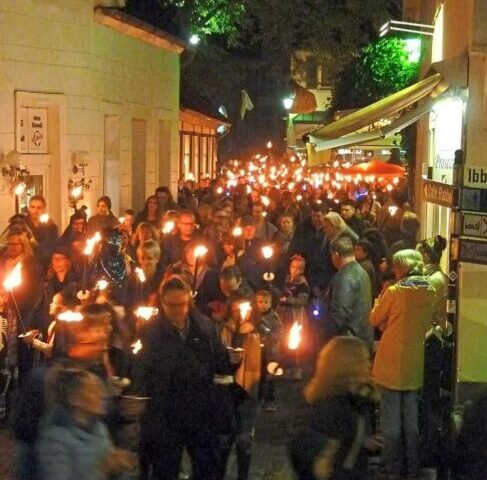 Halloween in Tecklenburgs Gassen: Familienspaß in der Festspielstadt am Halloween-Wochenende Kulturverwaltung Tecklenburg