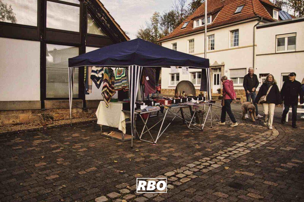 Herbstschau Brochterbeck 2025 - Stände, bis das auge reicht- hier wurde Herbstliche Deko verkauft. RBO AKTUELL