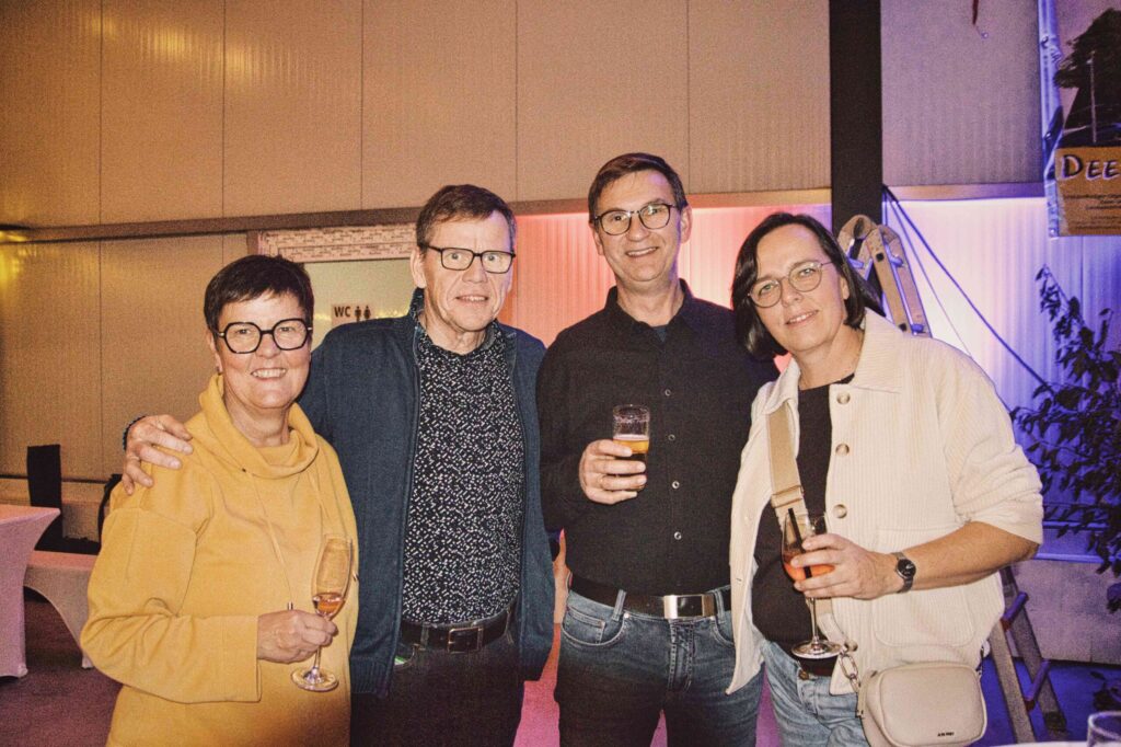 Unternehmer Jürgen Bäumer (JB Heizung Elektro Sanitär) aus Brochterbeck weihte seinen Neubau in Ibbenbüren ein.