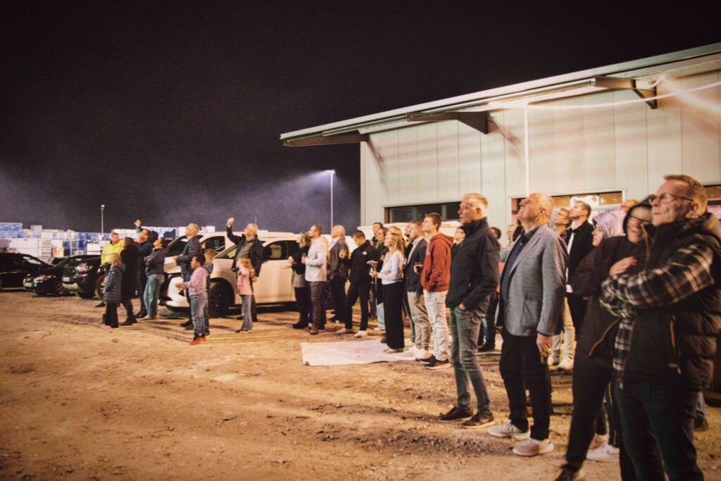 Unternehmer Jürgen Bäumer (JB Heizung Elektro Sanitär) aus Brochterbeck weihte seinen Neubau in Ibbenbüren ein.