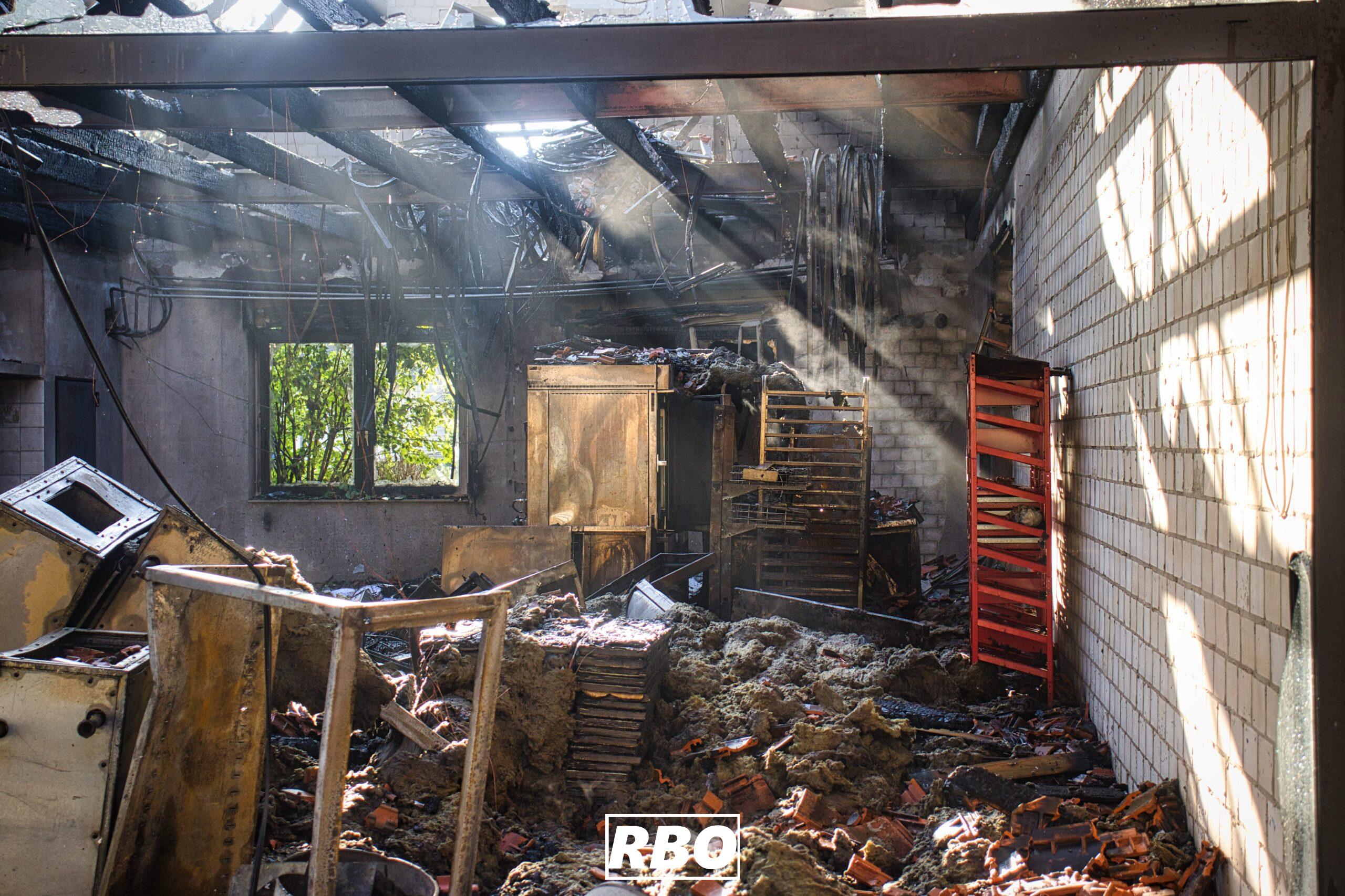 Vollbrand bei Elektro-Engbert in Brochterbeck: Geschäft wird abgerissen