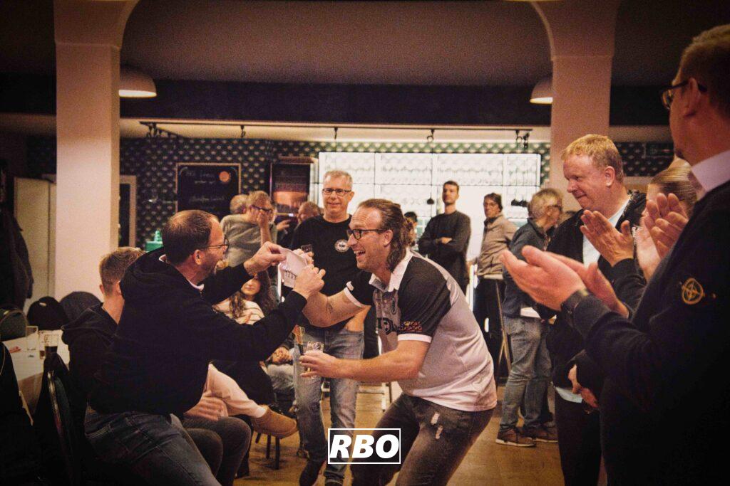 BroPally Dartsturnier 2025 in Tecklenburg-Brochterbeck: BSV Sportverein lädt zum Darts-Spaß in die Gaststätte Franz ein.