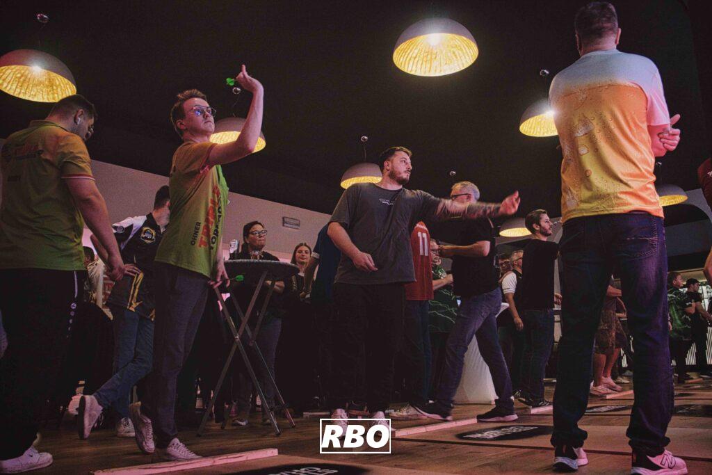 BroPally Dartsturnier 2025 in Tecklenburg-Brochterbeck: BSV Sportverein lädt zum Darts-Spaß in die Gaststätte Franz ein.