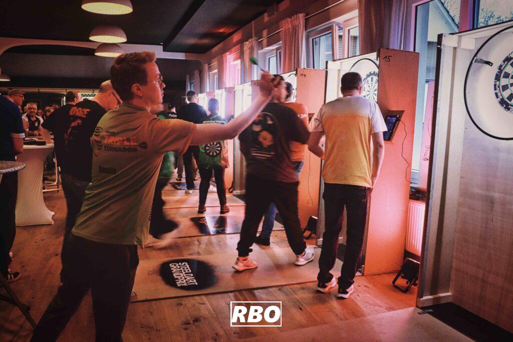 BroPally Dartsturnier 2025 in Tecklenburg-Brochterbeck: BSV Sportverein lädt zum Darts-Spaß in die Gaststätte Franz ein.