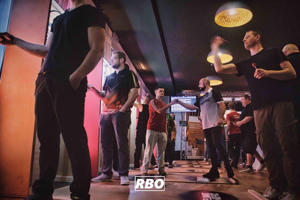 BroPally Dartsturnier 2025 in Tecklenburg-Brochterbeck: BSV Sportverein lädt zum Darts-Spaß in die Gaststätte Franz ein.