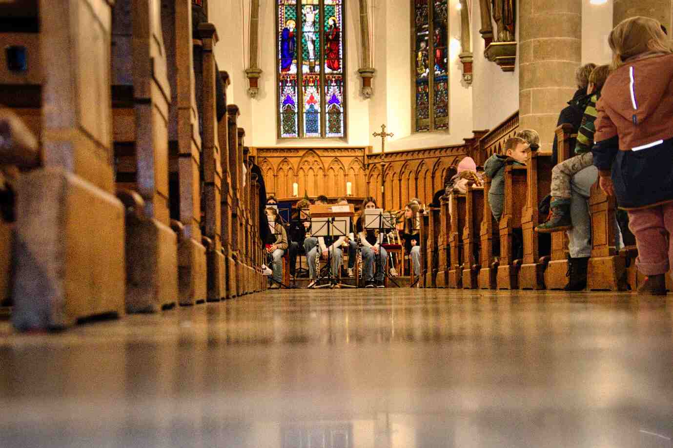 Weihnachtskonzert der Bocketaler in Brochterbeck, Musikverein spielt in der evangelischen Kirche weihnachtliches Konzert