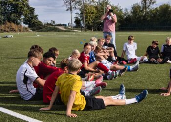 Ganz offiziell DFB-Stützpunkt: Was der Kunstrasenplatz alles für Vorteile bringt …