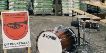 Frühjahrsschau Brochterbeck: Bei dem Bocketalern einfach mal blasen