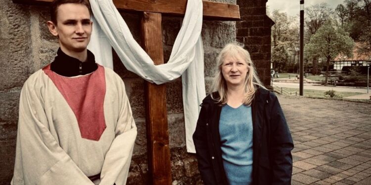 Karfreitagsprozession in Brochterbeck kurz vor dem aus? RBO Aktuell St. Peter und Paul blickt erschrocken auf Zukunft, Nachwuchs fehlt