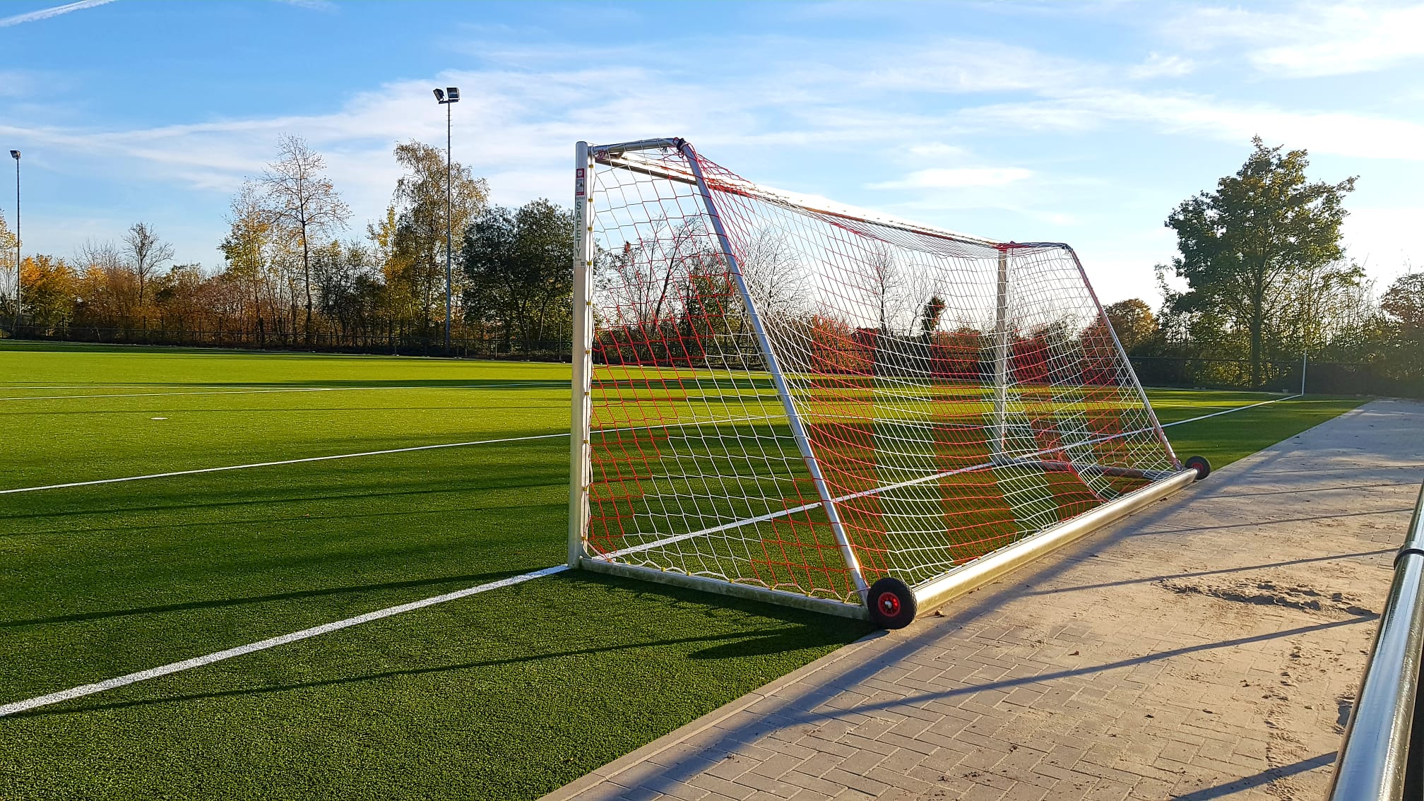 BSV Brochterbeck: Wegen kaputtem Flutlicht fast Spielabbruch - RBO Aktuell