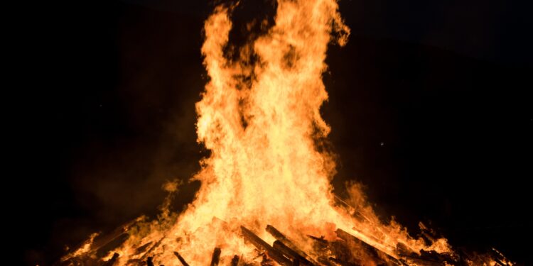 Tecklenburgs Osterfeuer: Übersicht für alle 4 Ortsteile