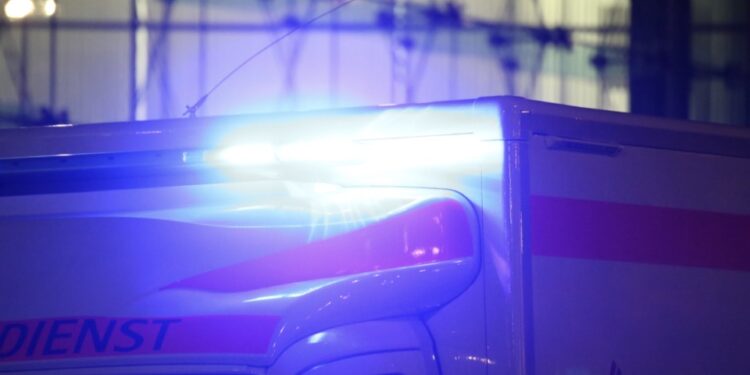 Bei Haus Hülshoff: 25-jährige verliert Kontrolle übers Motorrad – schwer verletzt