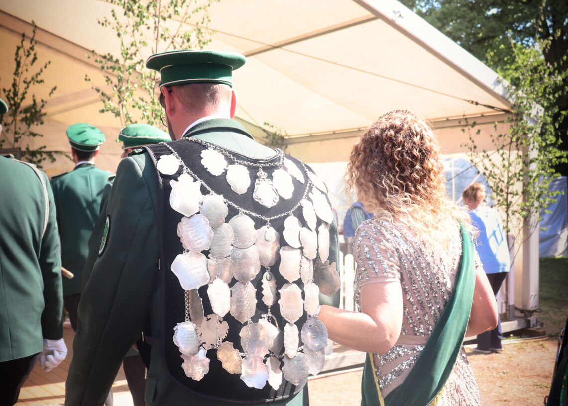Schützenfest in Brochterbeck - SVLN feiert neuen Schützenkönig - RBO Aktuell