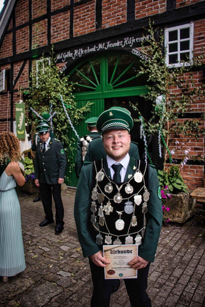 Lars Brinkering ist Jungschützenkönig in Brochterbeck beim SVLN Schützenfest in Brochterbeck - SVLN feiert neuen Schützenkönig - RBO Aktuell