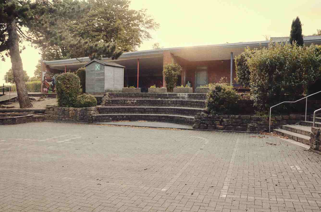 Pausenhalle 2024