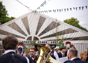 Schützenfest in Brochterbeck - Bürgerschützen suchen neuen Schützenkönig - RBO Aktuell