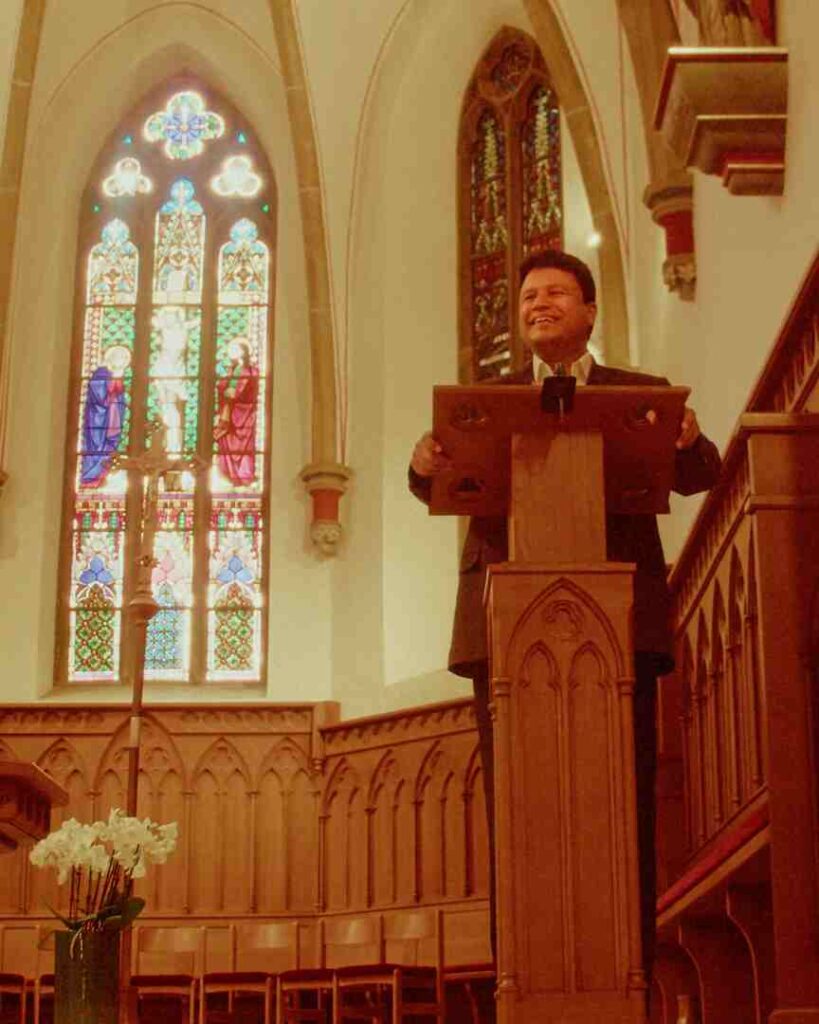 „Brochterbeck war eine Schule des Lebens“: Pastor Paul Kodannur verlässt die Gemeinde St. Peter und Paul