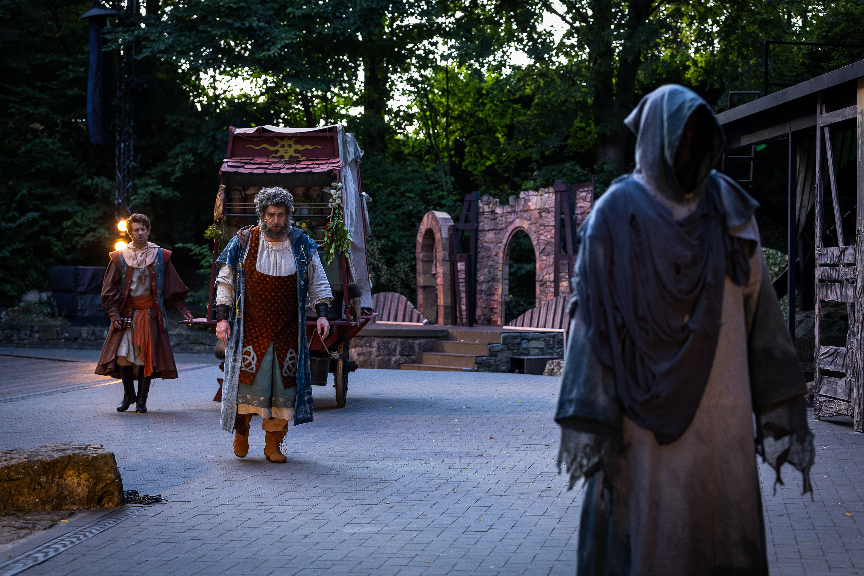 Tecklenburger Freilichtspiele feiern Premiere von "Der Medicus" mit Standing Ovations